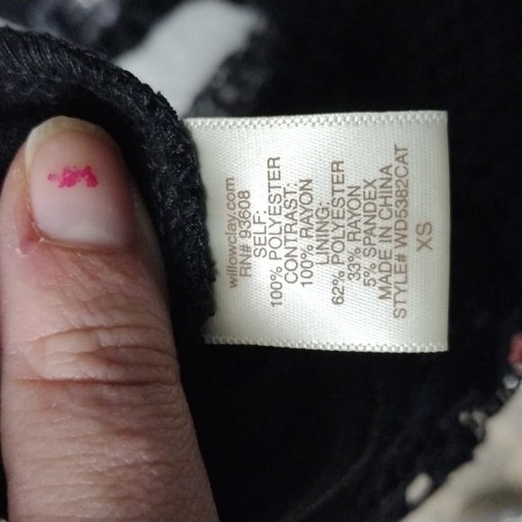 EUC Willow and Clay Black dress with floral knit pattern size XS - Picture 8 of 10